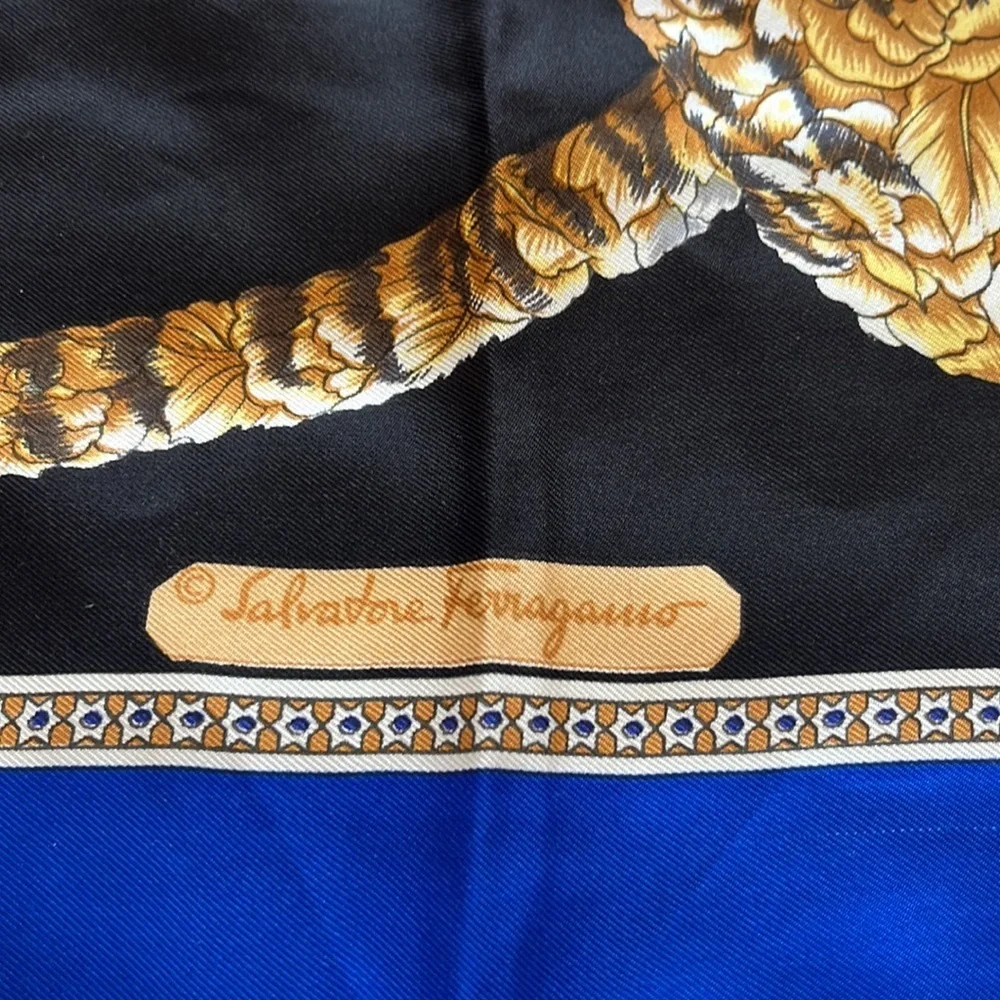 SALVATORE FERRAGAMO VINTAGE Silk Scarf Tigers Chinoiserie Asian Designer WOW!